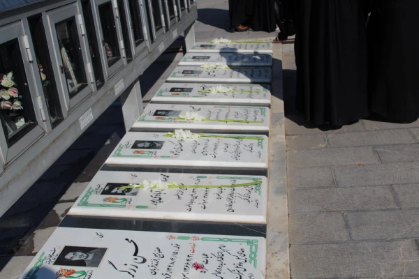 مراسم غبار روبی مزار شهدا 20