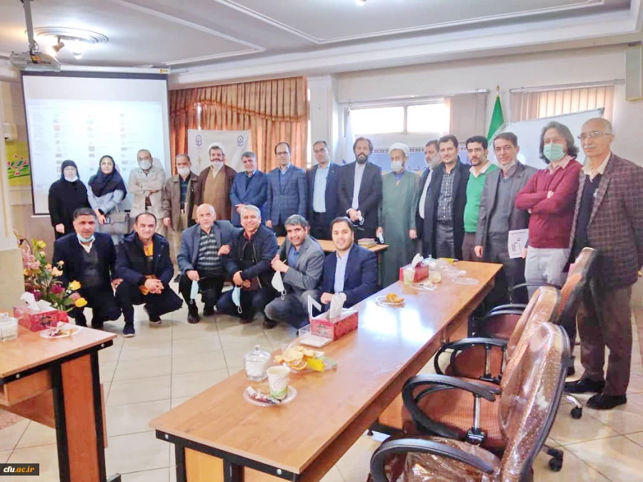 برگزاری کارگاه آشنایی با چگونگی تدوین کرسی های نظریه پردازی، نقد و مناظره 5