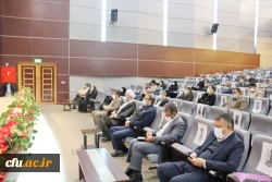 مهم ترین وظیفه امروز بسیج اساتید حفظ مرزهای فکری و عقیدتی دانشجویان در برابر تجاوز دشمنان می باشد. 4