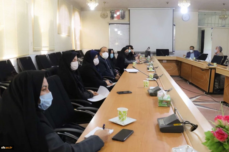 نشست آسیب شناسی درس کارورزی
 3