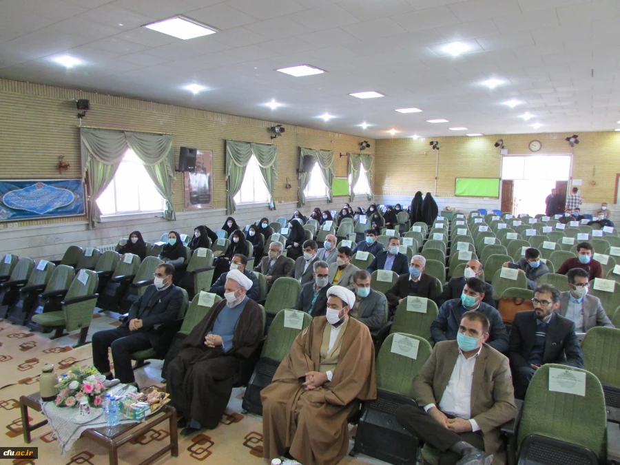 مراسم گرامی داشت هفته بسیج در دانشگاه فرهنگیان استان مرکزی برگزار شد 4