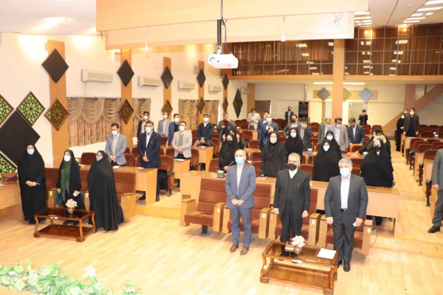 جذب و به کارگیری مدیران کارآمد و اثربخش از اهداف اصلی کانون های توسعه و ارزیابی در دانشگاه فرهنگیان است 6