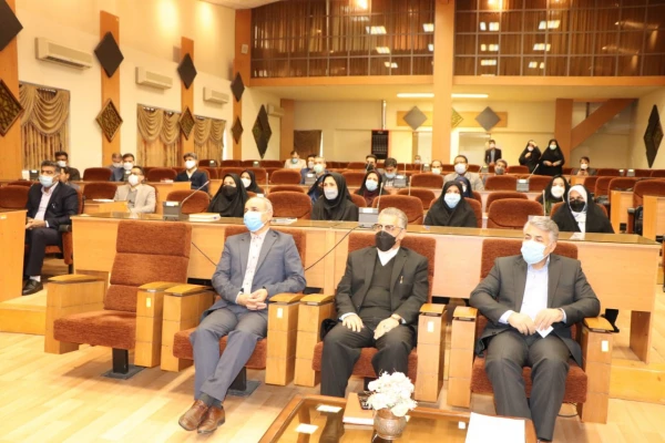 جذب و به کارگیری مدیران کارآمد و اثربخش از اهداف اصلی کانون های توسعه و ارزیابی در دانشگاه فرهنگیان است 7