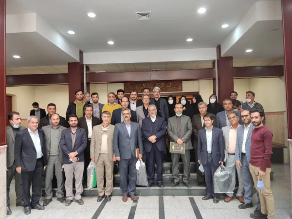 کیفیت بخشی به آزمون های جامع دانشگاه فرهنگیان در راستای تحقق راهکار 4-11 سند تحول بنیادین ضروری است 9