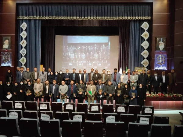 کیفیت بخشی به آزمون های جامع دانشگاه فرهنگیان در راستای تحقق راهکار 4-11 سند تحول بنیادین ضروری است 12