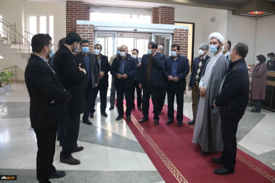 بازدید اعضای هیات علمی و کارکنان دانشگاه فرهنگیان کردستان از کتابخانه امام خامنه ای سنندج
 2