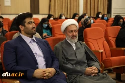 دومین نشست تخصصی تبیینی با موضوع چالش ها و فرصت های رسانه و فضای مجازی در حوزه فرهنگ و تربیت تشکیل شد. 3