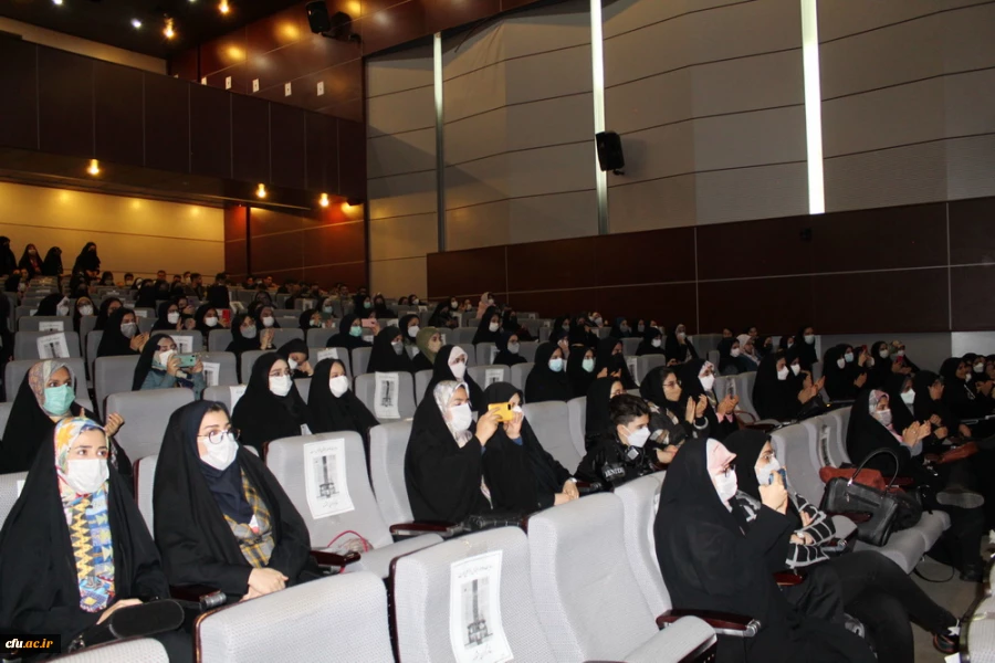 برگزاری مراسم روز دانشجو 13