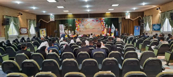 مسئول نهاد رهبری در جشن ازدواج دانشجویی استان مرکزی گفت: 5