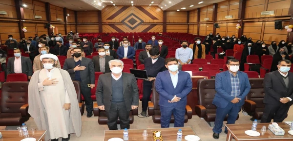 مراسم بزرگداشتی در سالن اجتماعات پردیس شهید ایزدپناه برگزار گردید 2