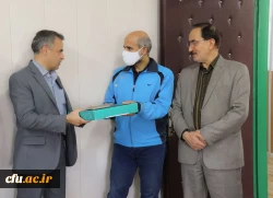 تجلیل از کارکنان حوزه مالی پردیس های استانی دانشگاه فرهنگیان یزد
 2