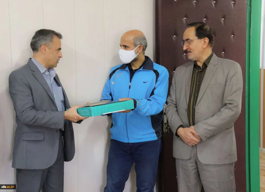 تجلیل از کارکنان حوزه مالی پردیس های استانی دانشگاه فرهنگیان یزد
 2