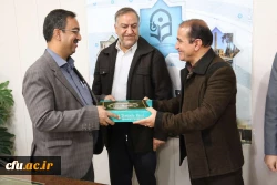 تجلیل از کارکنان حوزه مالی پردیس های استانی دانشگاه فرهنگیان یزد
 6