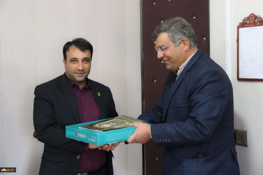 تجلیل از کارکنان حوزه مالی پردیس های استانی دانشگاه فرهنگیان یزد
 8