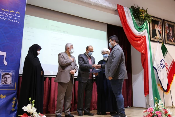 مراسم گرامیداشت روز دانشجو با حضور استاندار گلستان برگزار شد. 9