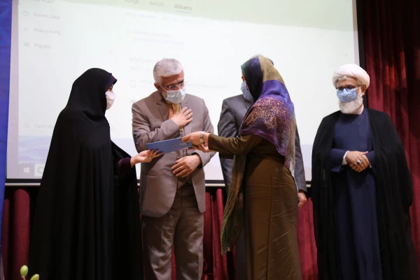 مراسم گرامیداشت روز دانشجو با حضور استاندار گلستان برگزار شد. 12