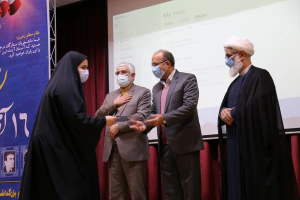 مراسم گرامیداشت روز دانشجو با حضور استاندار گلستان برگزار شد. 13