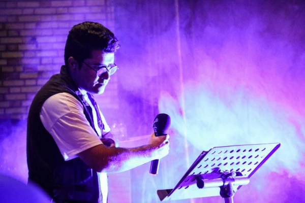 جشن بزرگداشت روز دانشجو
 11