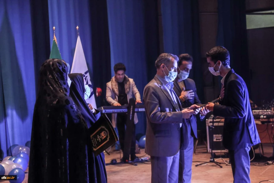 جشن بزرگداشت روز دانشجو
 14