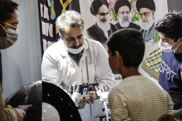 حضور فعال دانشگاه فرهنگیان یزد در نمایشگاه فن بازار استان
 4