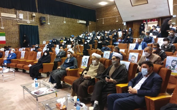 دکترتوان در مراسم گرامیداشت روز دانشجو دردانشگاه فرهنگیان کرمان 
شانزده آذر روز دانشجو یادآور تلاش ها و دستاورد هایی است که از قشر دانشجو در تاریخ جنبش دانشجویی کشور به یاد داریم  2