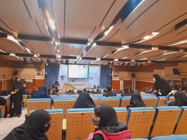 

یادواره شهدای دانشجو معلم استان در کنگره سه هزار شهید استان ایلام


 2