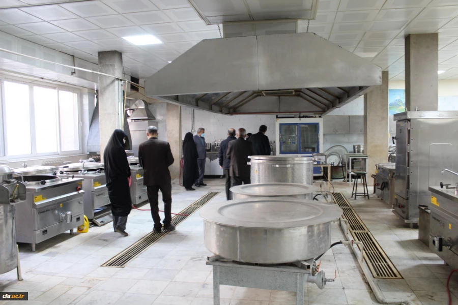 ارزیابی میزان آمادگی پردیس های استان قزوین برای حضور دانشجو معلمان در ترم آینده 12