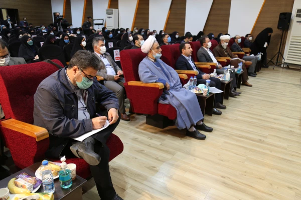 زنان جایگاه ویژه ای در تحقق تمدن نوین اسلامی دارند 4