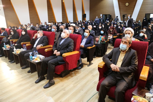 زنان با الگو گیری از معصومین(ع) به مقام والای نفس خواهند رسید 4