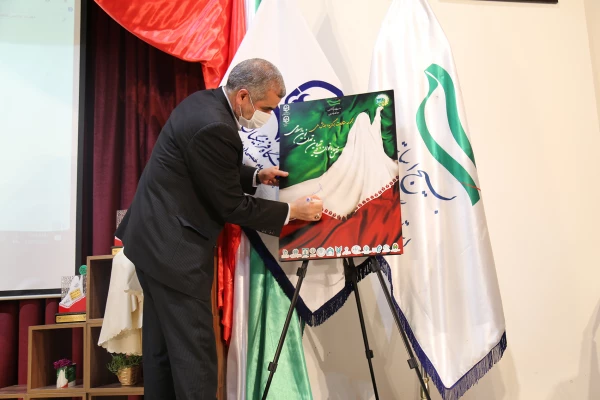 انقلاب اسلامی احیاگر اسلام ناب محمدی در حوزه زنان است 5