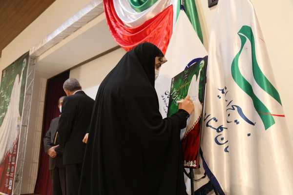 انقلاب اسلامی احیاگر اسلام ناب محمدی در حوزه زنان است 6