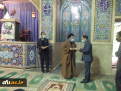 طرح شمیم خدمت توسط دانشگاه فرهنگیان استان و پایگاه مقاومت بسیج کارمندان شهدای دانشگاه فرهنگیان لرستان در حاشیه نماز دشمن شکن جمعه در مصلای الغدیر خرم آباد برگزار شد. 24