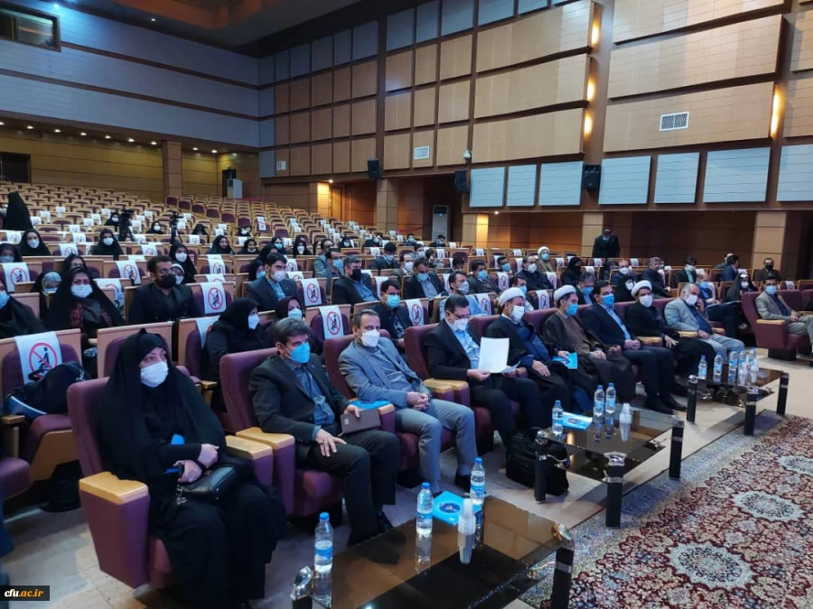 تجلیل از برگزیدگان جشنواره ملی پژوهش و فناوری دانشگاه فرهنگیان 4