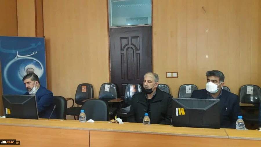 در مرکز شهدای مکه تهران برگزار شد. 5