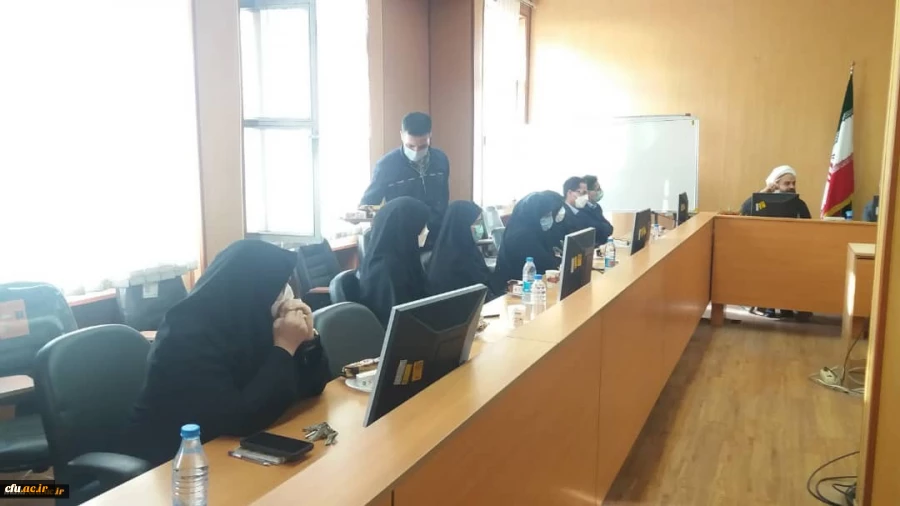 در مرکز شهدای مکه تهران برگزار شد. 6