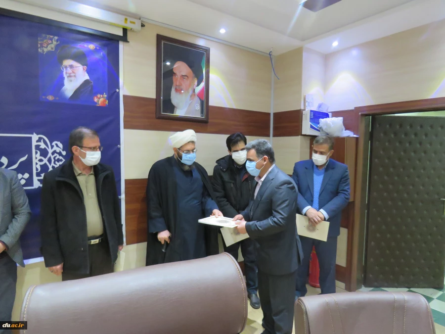 هفته پژوهش و فناوری در پردیس علامه امینی دانشگاه فرهنگیان آذربایجان شرقی برگزار شد . 10