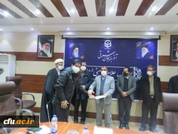 هفته پژوهش و فناوری در پردیس علامه امینی دانشگاه فرهنگیان آذربایجان شرقی برگزار شد . 8