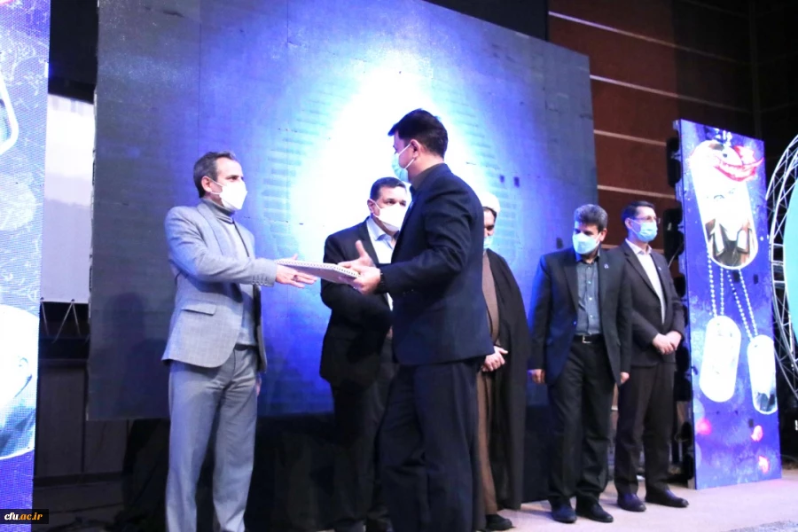 تجلیل از برگزیدگان جشنواره ملی پژوهش و فناوری دانشگاه فرهنگیان در سال 1400 2