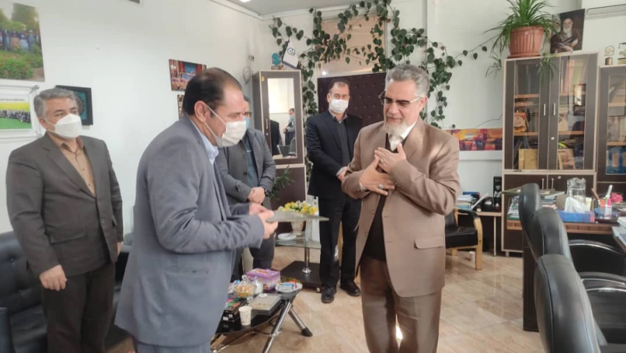 عملکرد روابط عمومی در مخاطب شناسی و هم افزایی اعضای دانشگاه فرهنگیان ستودنی است 4