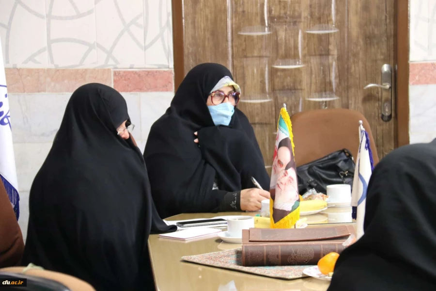 نشست با اعضای هیأت علمی و کارکنان زن پردیس حضرت فاطمه الزهراء (س)
 4