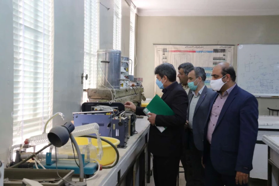 بازدید از امکانات پردیس های دانشگاه فرهنگیان استان یزد
 11