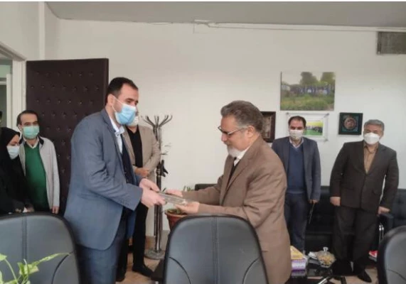 عملکرد روابط عمومی در مخاطب شناسی و هم افزایی اعضای دانشگاه فرهنگیان ستودنی است 10