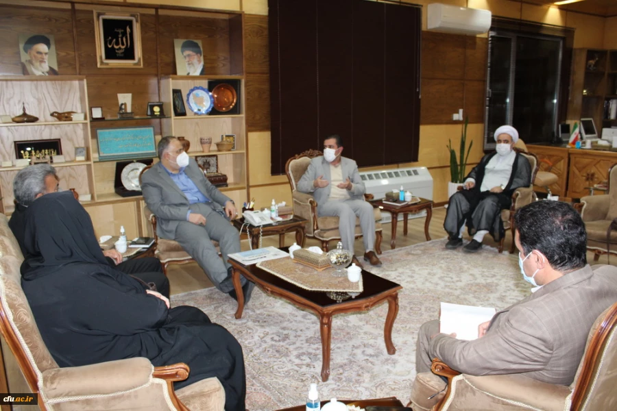 دیدار هیات رئیسه دانشگاه با استاندار جدید 4