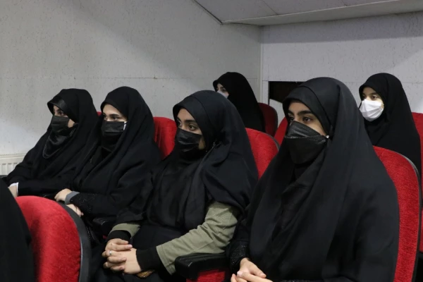 حرفه مقدسی دارید، با هیچ شغل و کسوت و جایگاهی خودتان را مقایسه نکنید 6