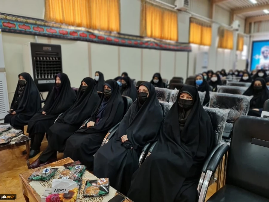 آیین گرامیداشت سالگرد شهادت سردار سلیمانی وشهادت حضرت فاطمه الزهرا (س)در دانشگاه فرهنگیان استان آذربایجان شرقی برگزار گردید. 4 2