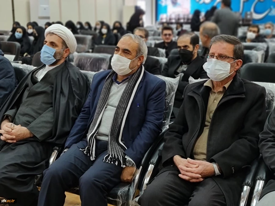 آیین گرامیداشت سالگرد شهادت سردار سلیمانی وشهادت حضرت فاطمه الزهرا (س)در دانشگاه فرهنگیان استان آذربایجان شرقی برگزار گردید. 3