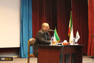 سرپرست معاونت طرح و برنامه و توسعه منابع دانشگاه فرهنگیان:

مدیران با بهره گیری از دانش، منابع و روابط انسانی دستیابی به اهداف را تسریع بخشند