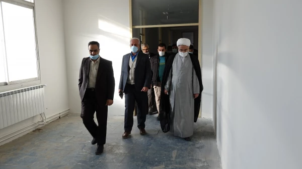 بازدید نماینده ولی فقیه در استان از فعالیت های عمرانی دانشگاه فرهنگیان کردستان
 5