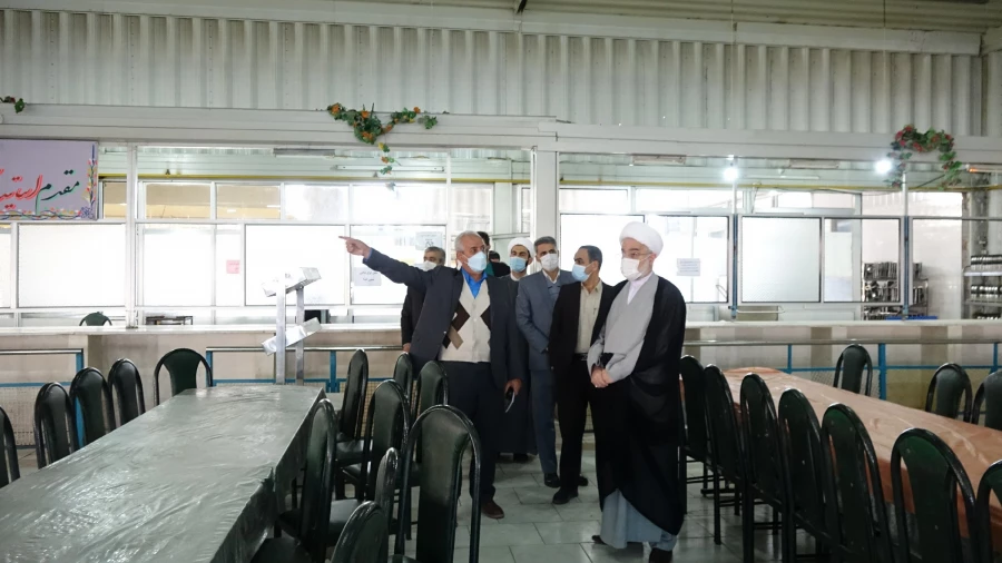 بازدید نماینده ولی فقیه در استان از فعالیت های عمرانی دانشگاه فرهنگیان کردستان
 7