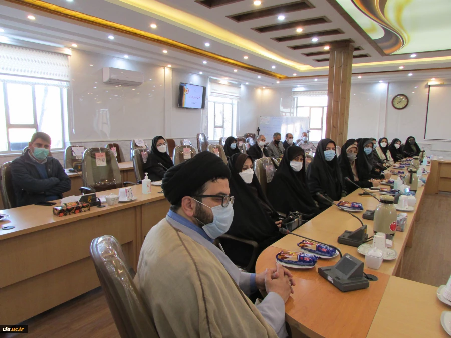 کارگاه آموزشی «روابط انسانی و رفتار سازمانی» 7